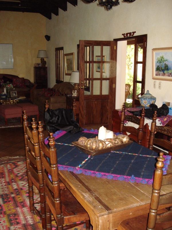 dining-room_447765478_o