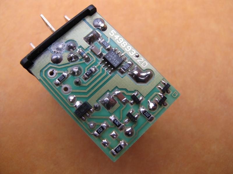 land-rover-flasher-relay-module_4439179957_o