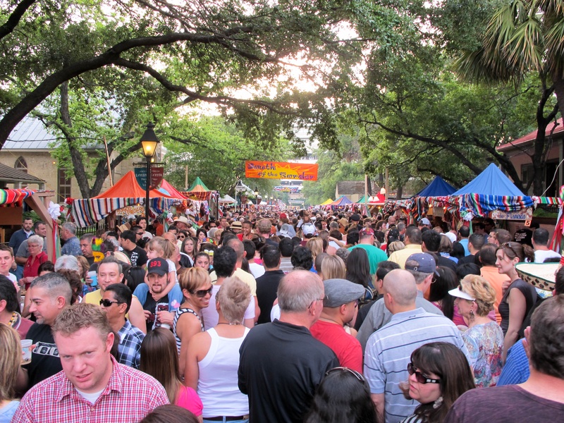 crowded_4602830862_o