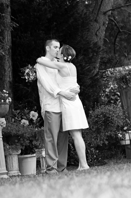 chris-and-rachel-193bw_3764218739_o