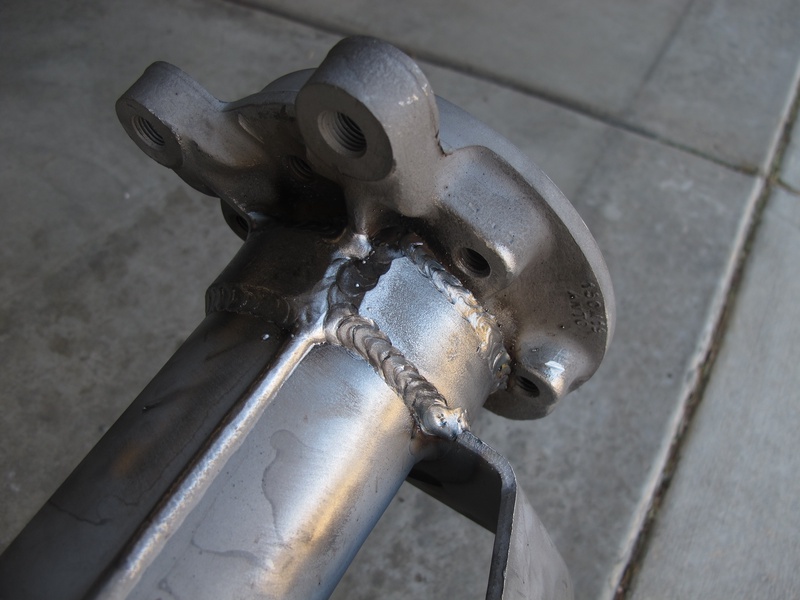 beefed-up-welds-on-axle-tube_5580153587_o