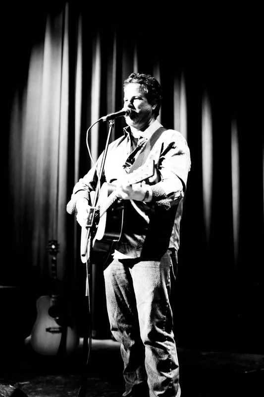 robert-earl-keen---blue-note-columbia-mo-07-nov-2009_4084603893_o