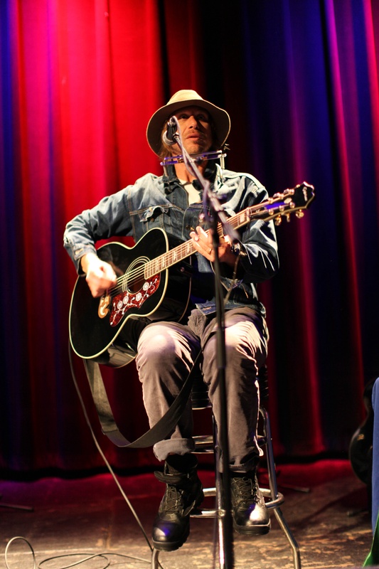 todd-snider---blue-note-columbia-mo-07-nov-2009_4085322732_o